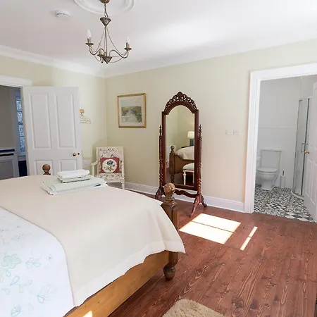 Barmeath Castle * Dun Leire